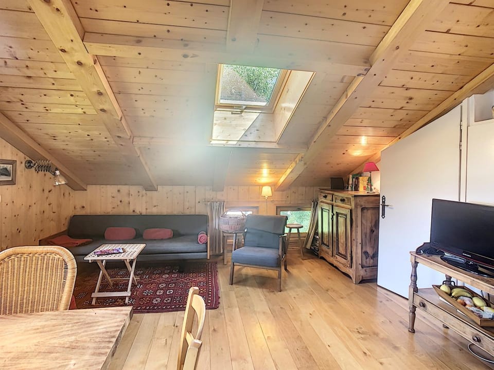 Appartement cosy avec mezzanine, au pied des pistes à Combloux, parking inclus Apartment in Combloux