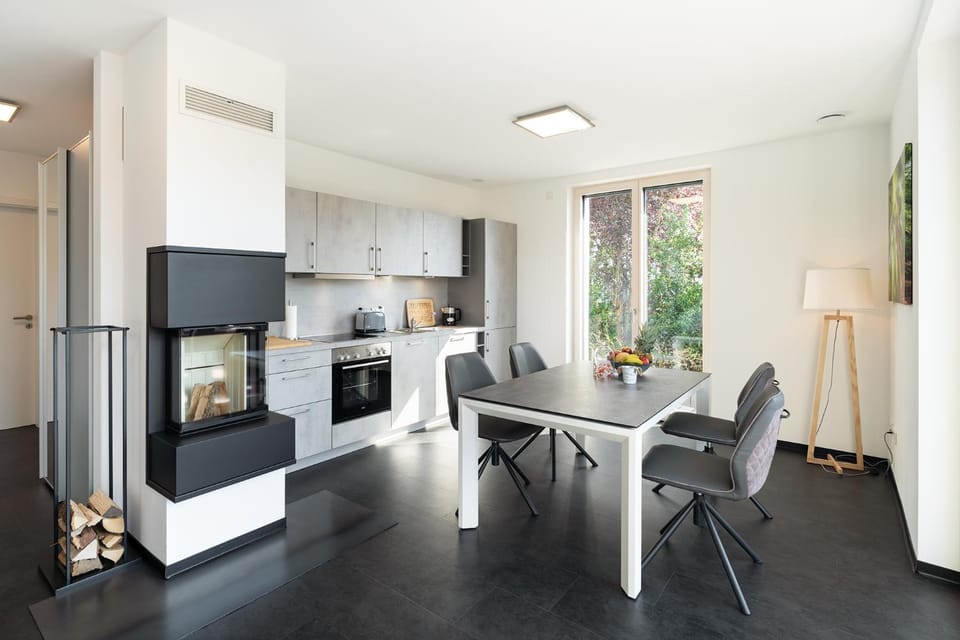 Coffee/tea facilities, Kitchen or kitchenette, Photo of the whole room, Decorative detail