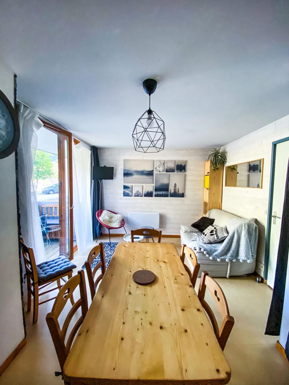 Living room, Dining area
