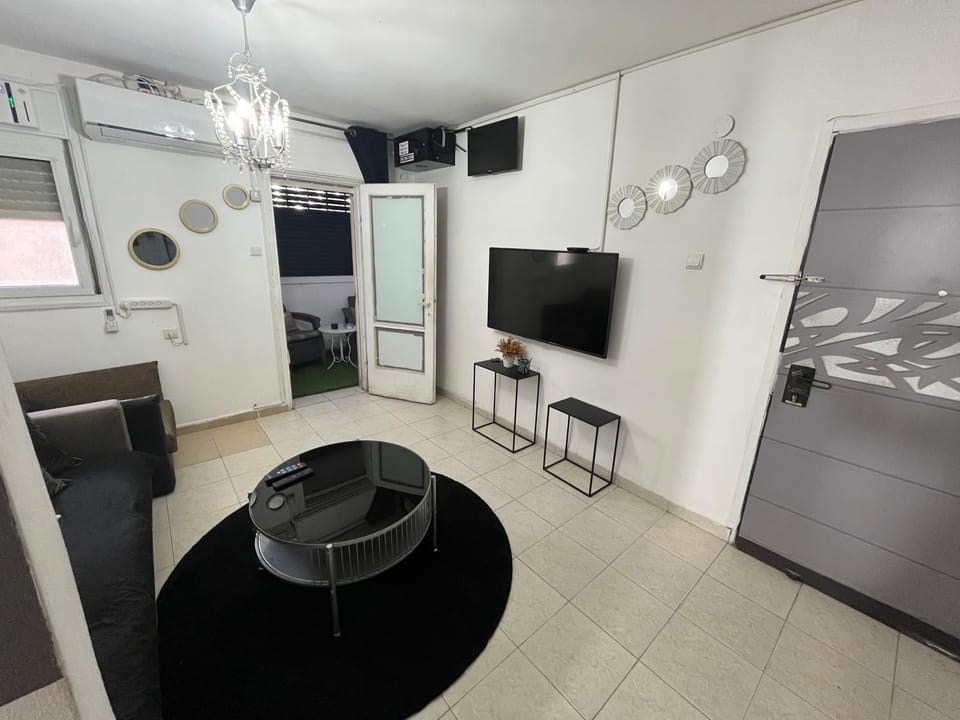 אירוח על הים Apartment in Haifa