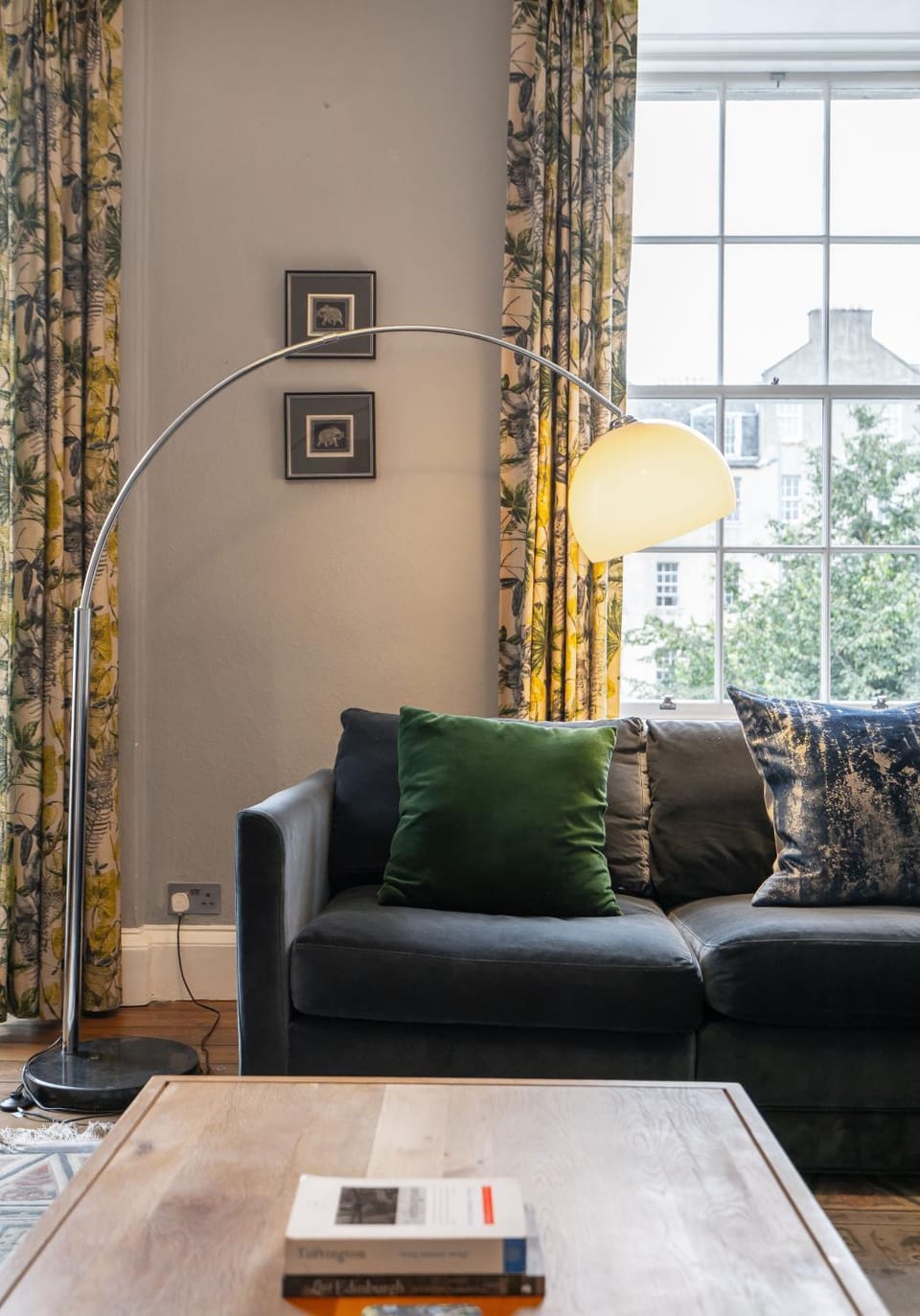Living room, Decorative detail