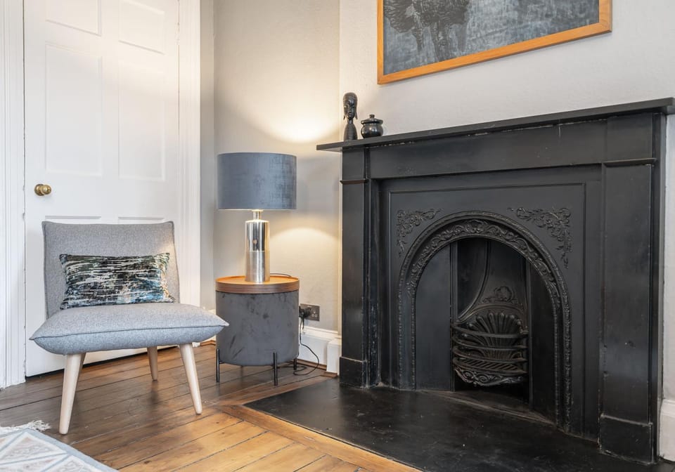 Living room, Decorative detail