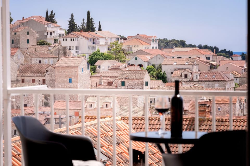 Day, View (from property/room), Balcony/Terrace, City view
