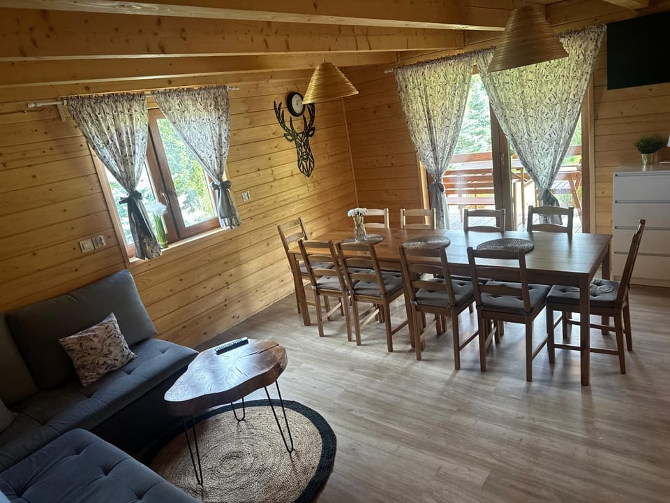 TV and multimedia, Living room, Dining area