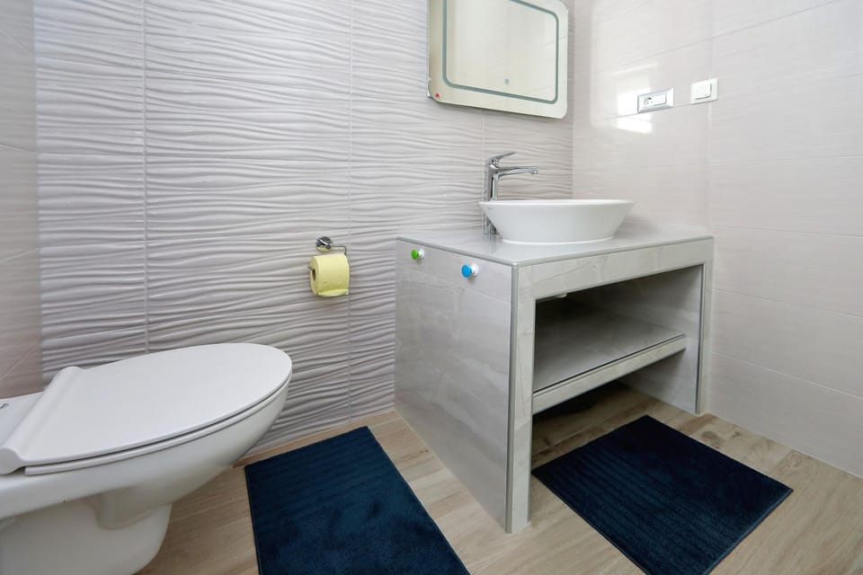 Apartmani Marina s pogledom, Sukošan Apartment in Šibenik-Knin County, Croatia