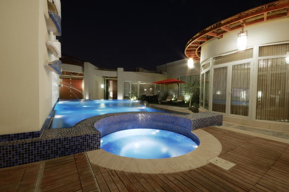 Spa and wellness centre/facilities, Swimming pool