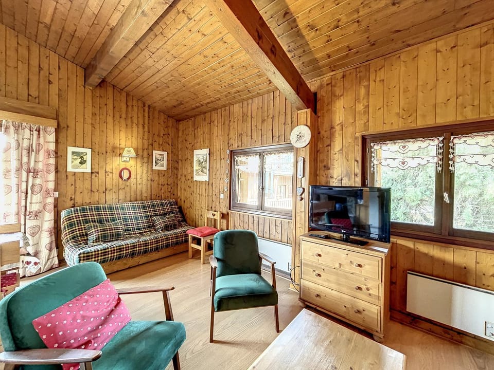 Appartement cosy à Combloux avec parking et cheminée - FR-1-560-9 Apartment in Combloux