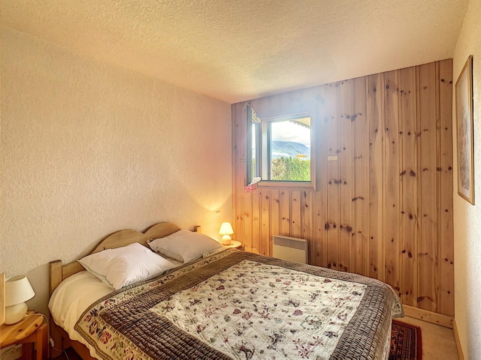 Charmant 2 pièces cabine avec jardin, près de Combloux - FR-1-560-33 Cabin in Combloux