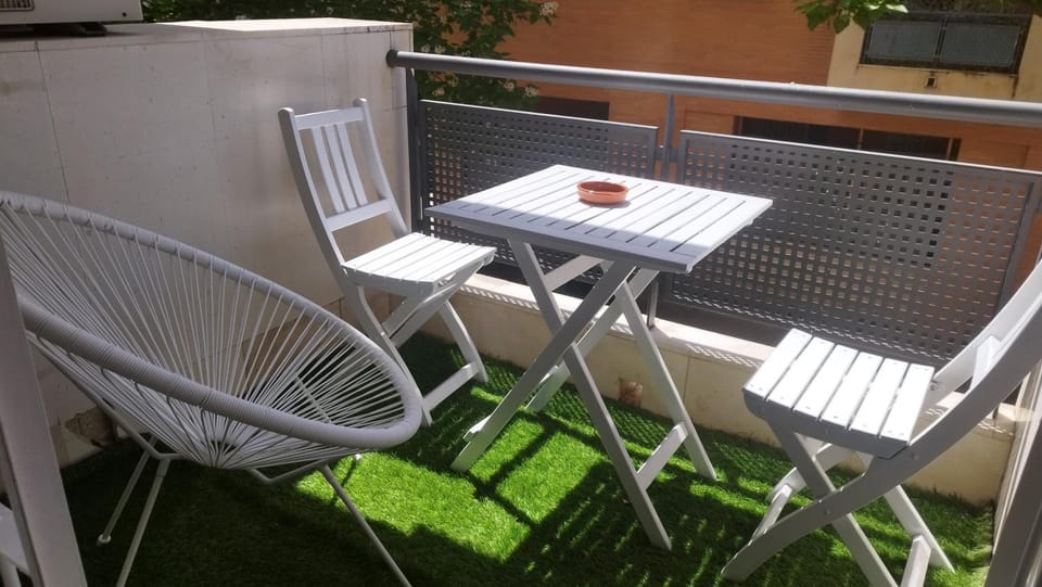 Apartamento Reformado Parking gratis Apartment in Seville
