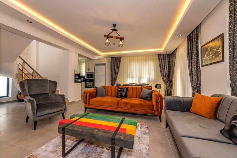 Living room, Seating area