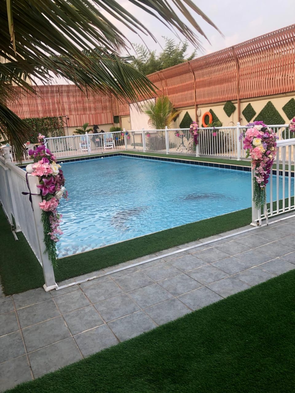 Swimming pool