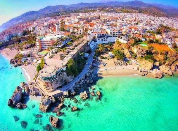 loft moderno y acogedor centrico y silecioso Apartment in Nerja
