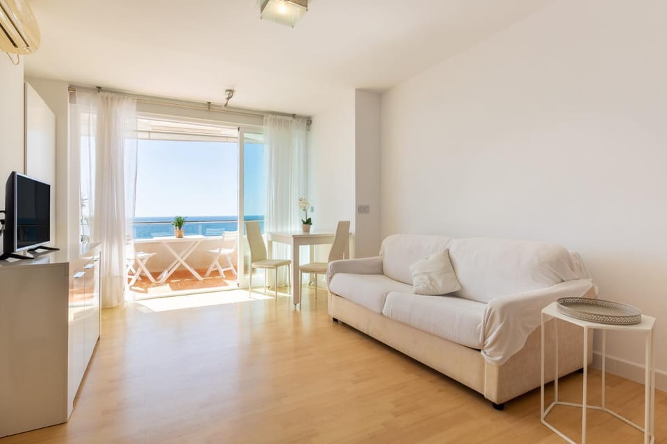 Roca Chica - Parking - Frente Playa - Terraza - Wifi - Bajondillo y Carihuela Apartment in Torremolinos