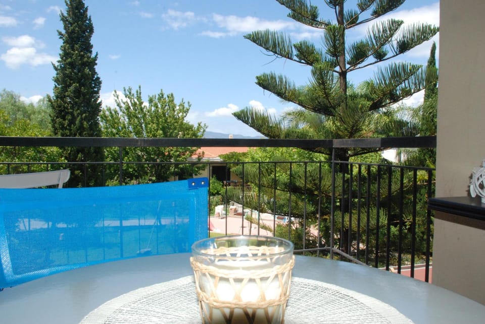Balcony/Terrace, Internal: Not applicable to any particular room