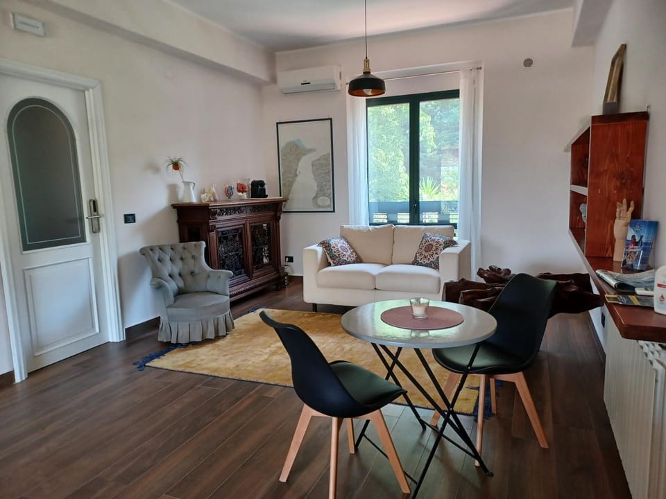Living room, Seating area, air conditioner, Internal: Not applicable to any particular room