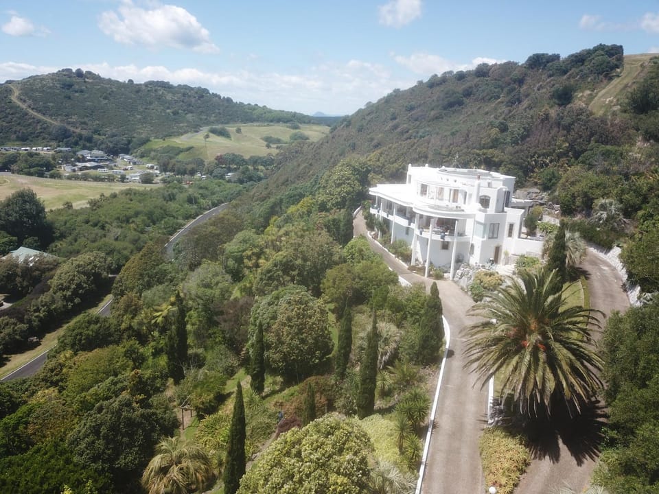 Property building, Day, Neighbourhood, Natural landscape, Bird's eye view, Garden