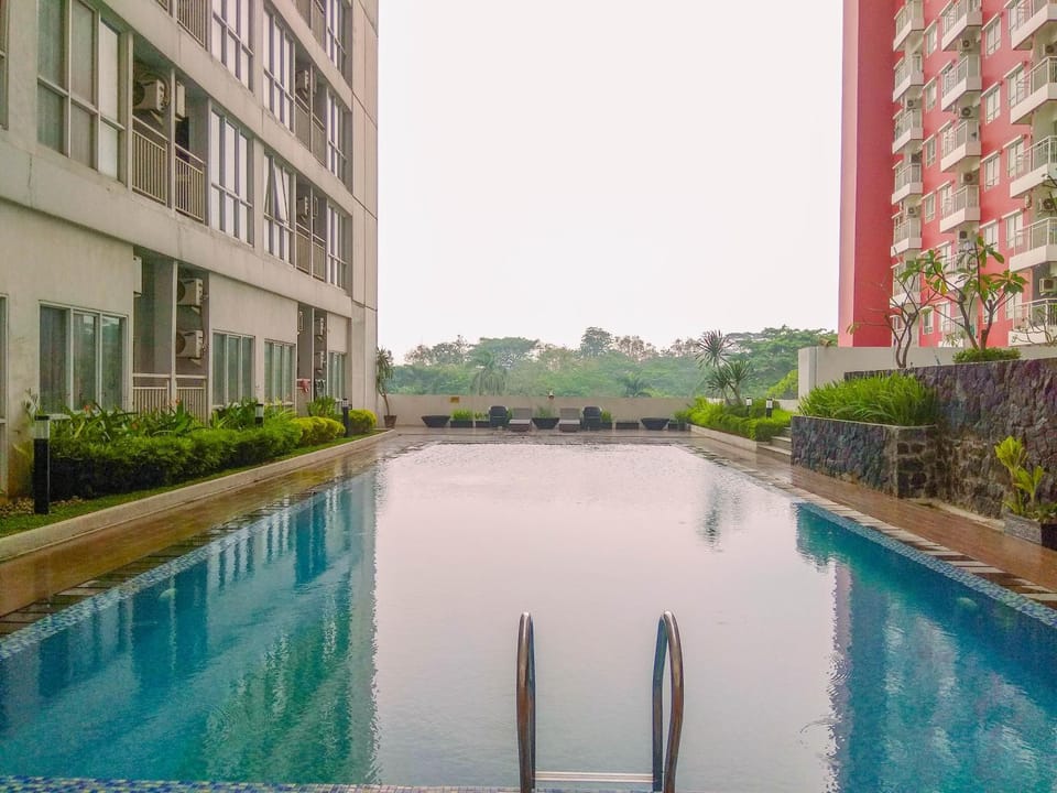 Property building, Swimming pool