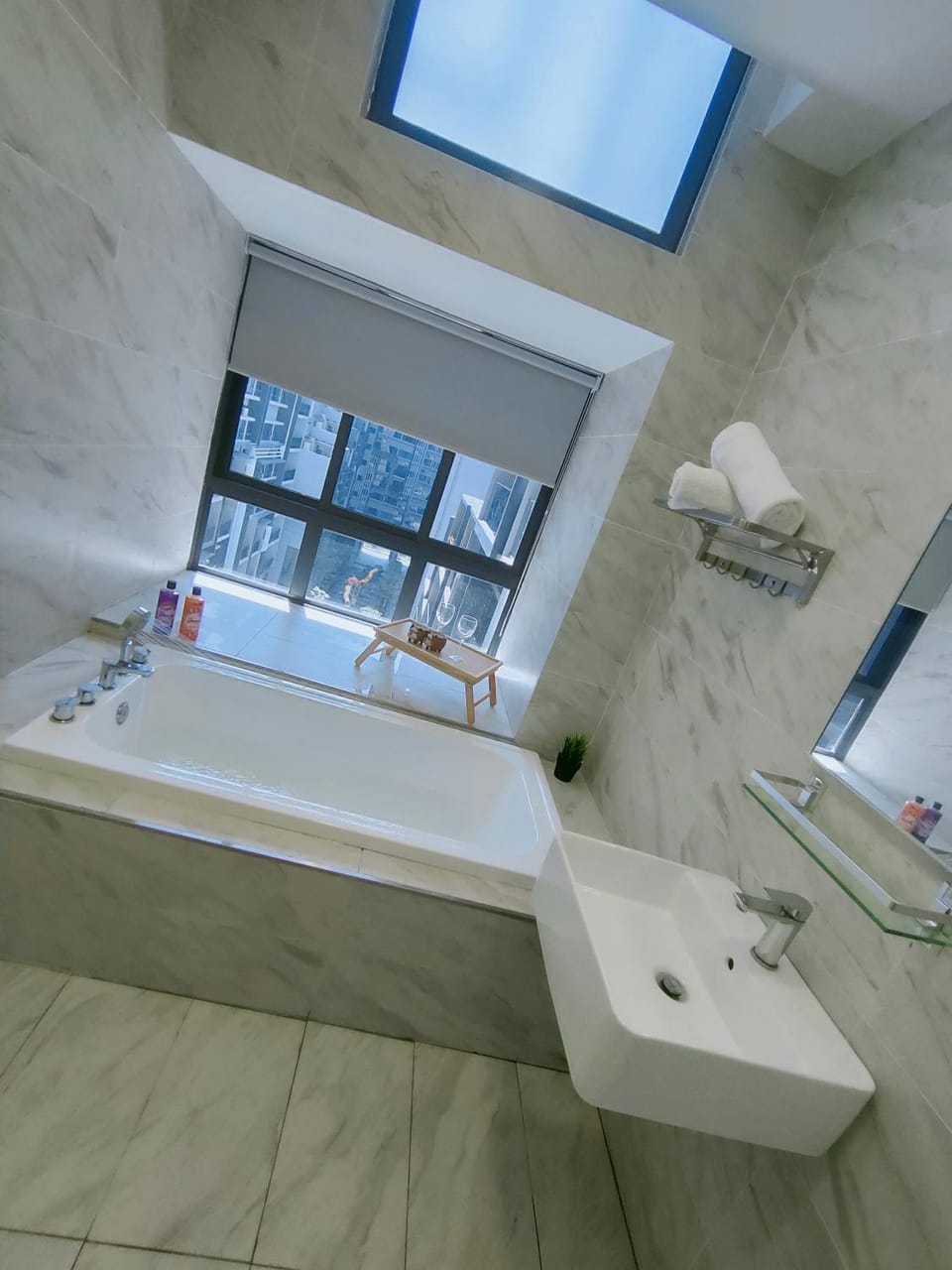 Bathroom, Bath