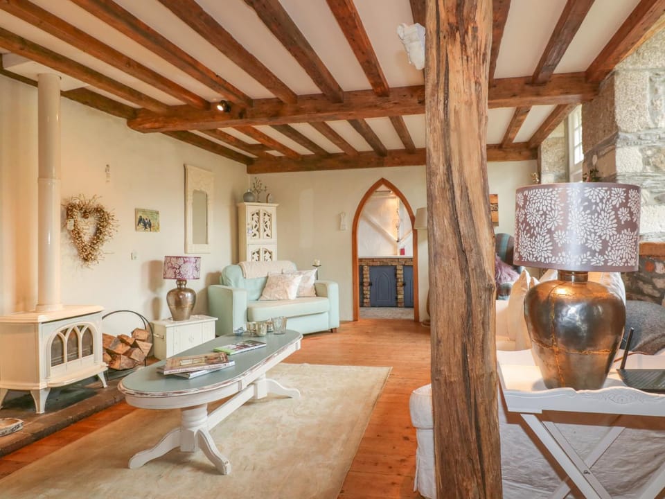 Coinage Hall Apartment in England