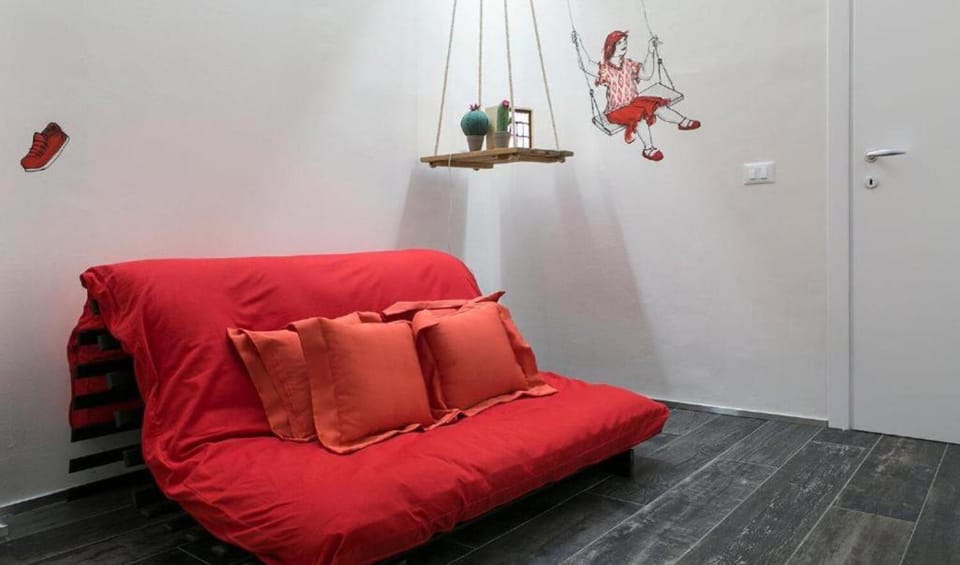 Decorative detail, Bedroom, bunk bed