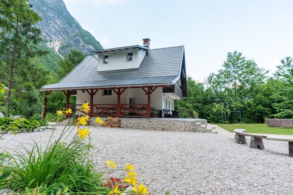 Holiday House Destina - Lake Bohinj House in Friuli-Venezia Giulia