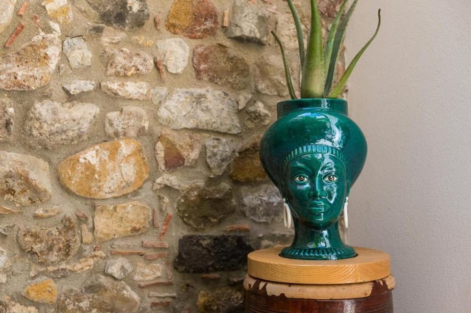 Decorative detail