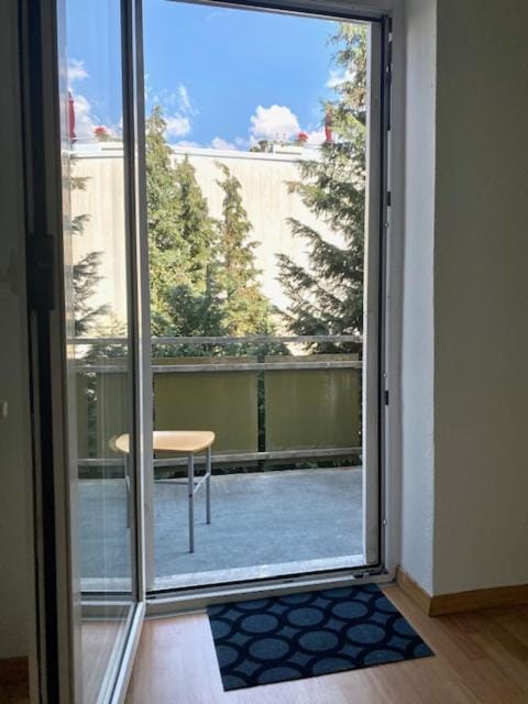 Balcony/Terrace, Bedroom, Inner courtyard view