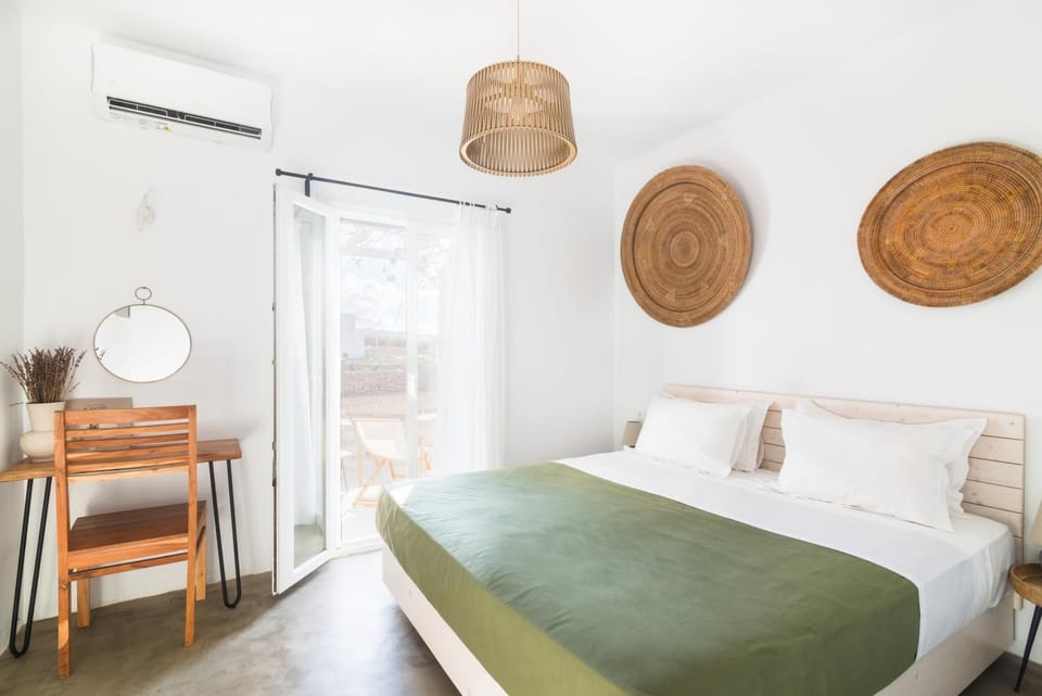 Statheros Garden Bed and Breakfast in Decentralized Administration of the Aegean