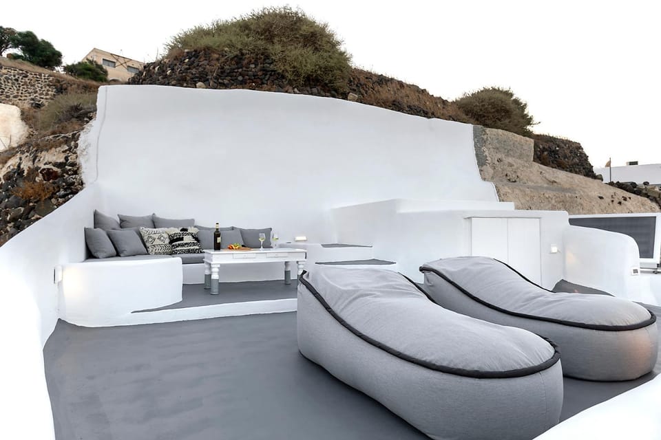 I-Sol House in Santorini