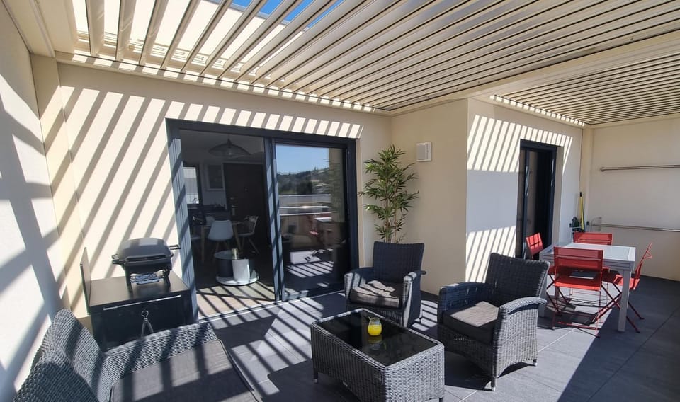Balcony/Terrace, Balcony/Terrace