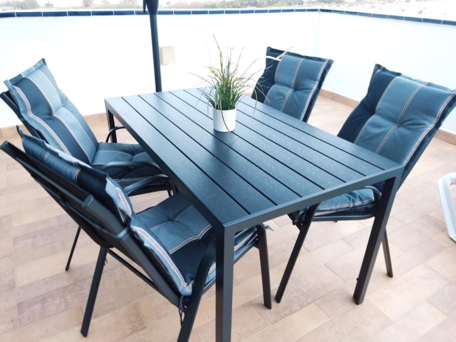 CASA AZUL 2Bedroom Apartment & Ocean View Terrace WIFI Premium House in Fuerteventura