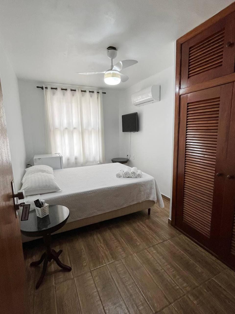 TV and multimedia, Bedroom, air conditioner