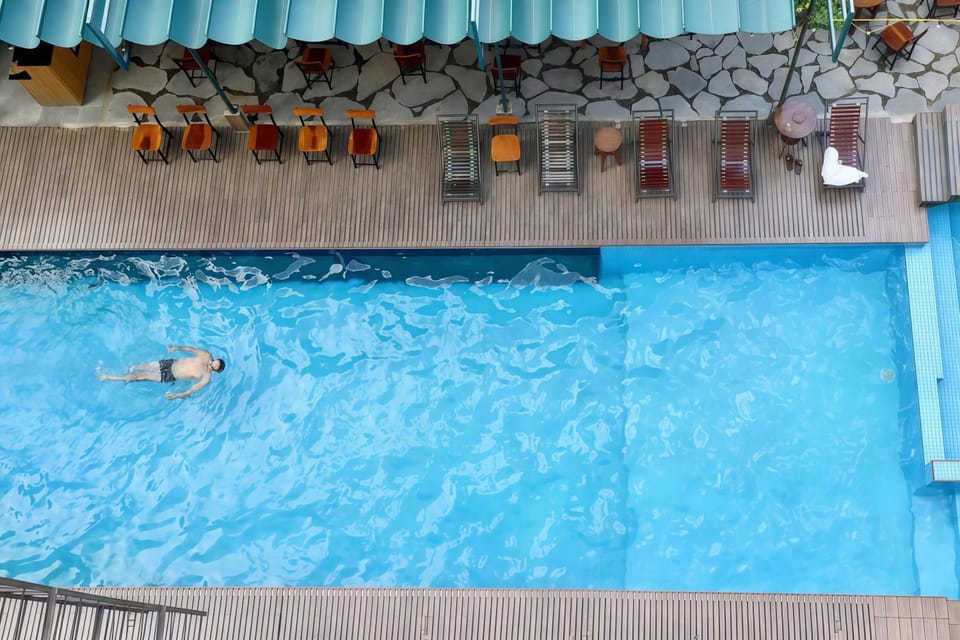 Pool view, Swimming pool