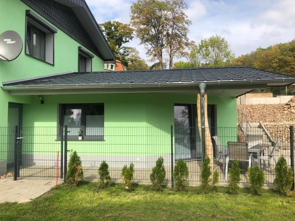 Facade/entrance