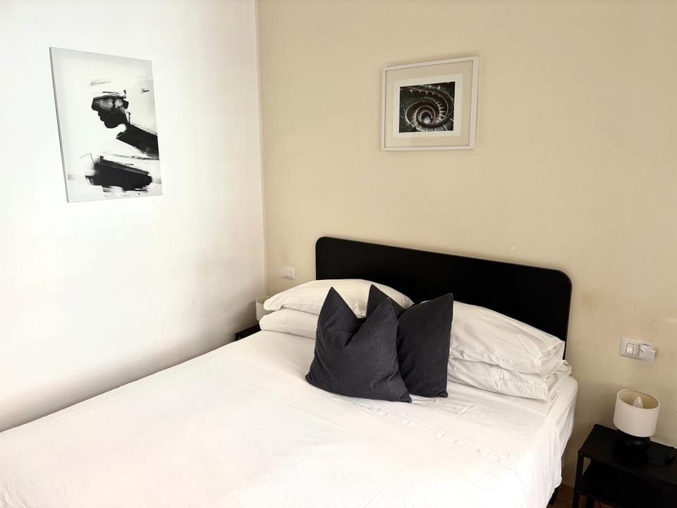Bed, Decorative detail, Bedroom