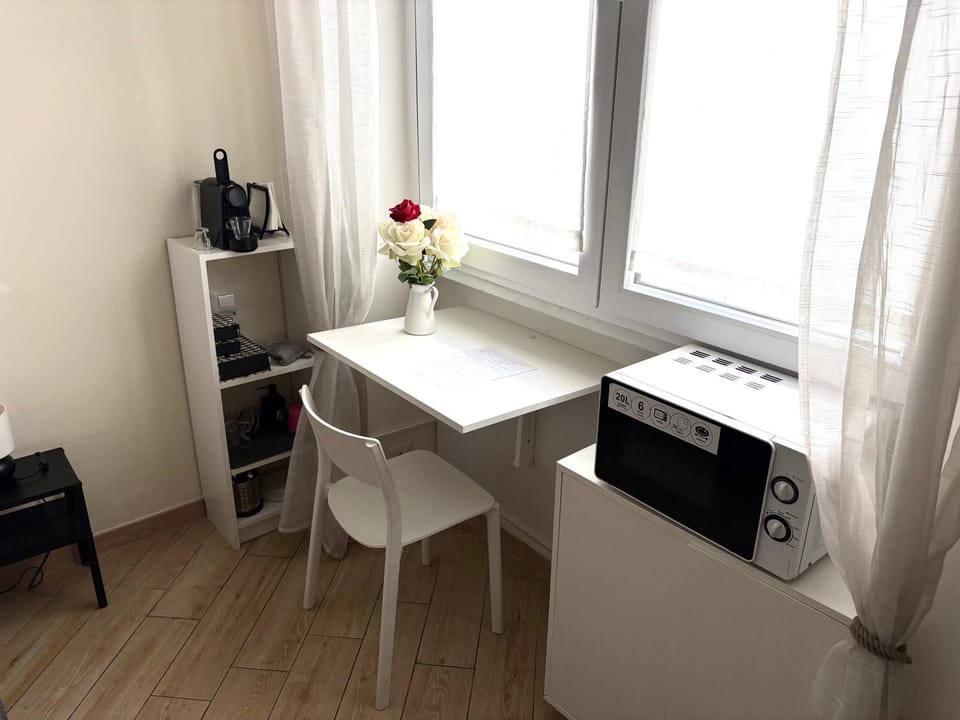 Coffee/tea facilities, Kitchen or kitchenette