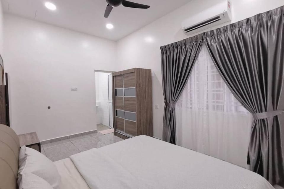 Bed, Bedroom, wardrobe