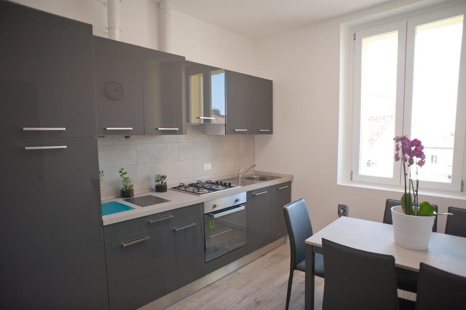 Veronese 4 Apartment in Trieste