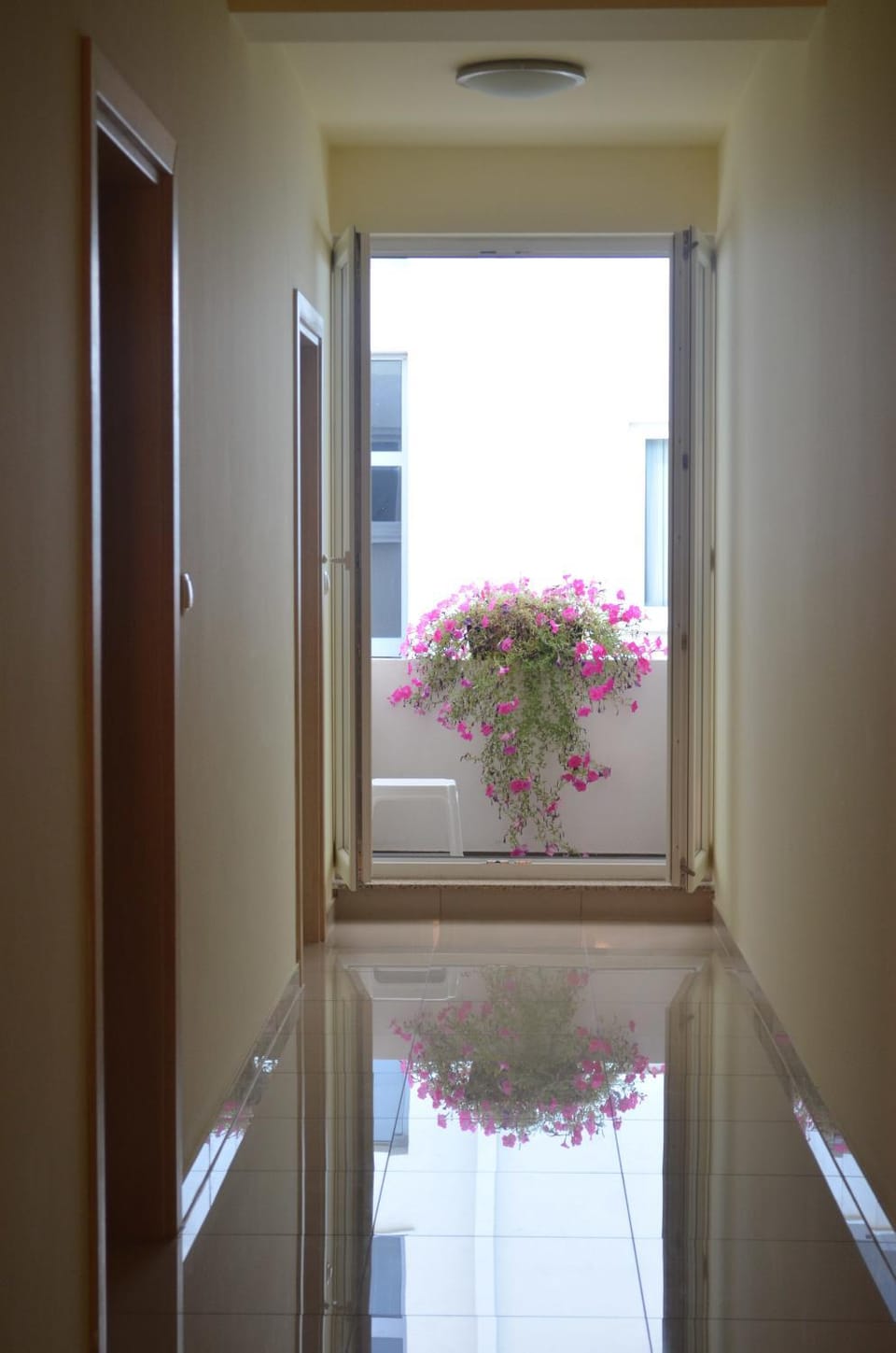 Lobby or reception, Street view