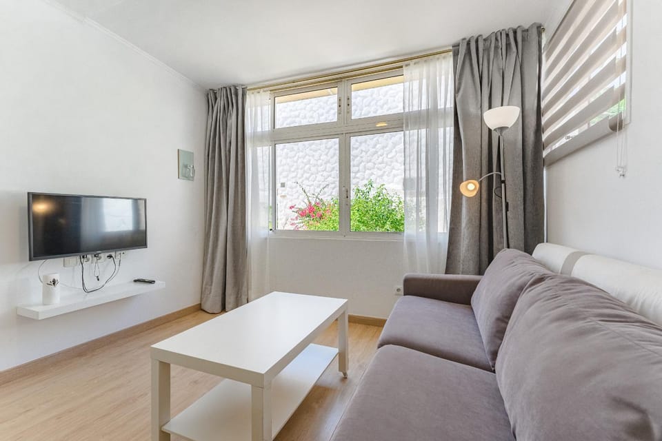 Communal lounge/ TV room, Seating area