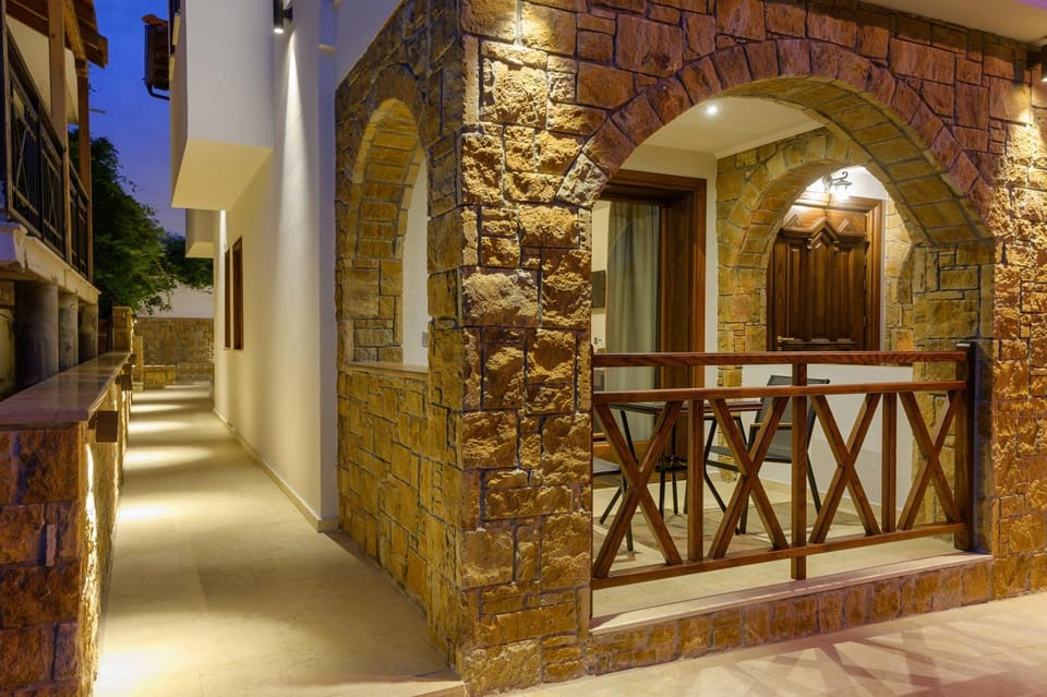 Arxontariki Suites Bed and Breakfast in Halkidiki