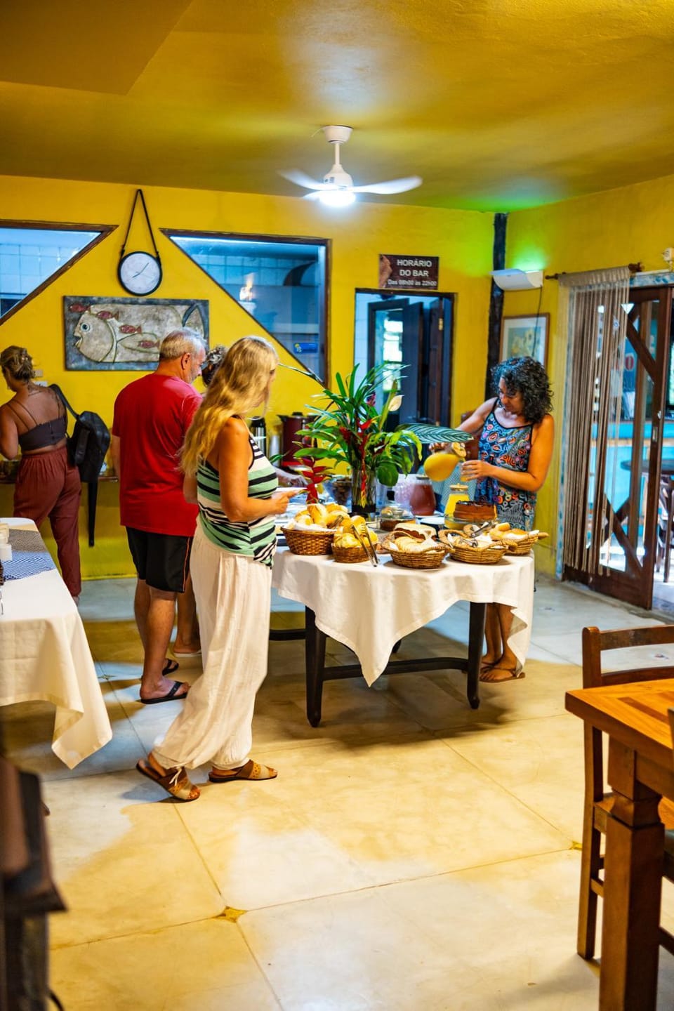 Restaurant/places to eat, Dining area
