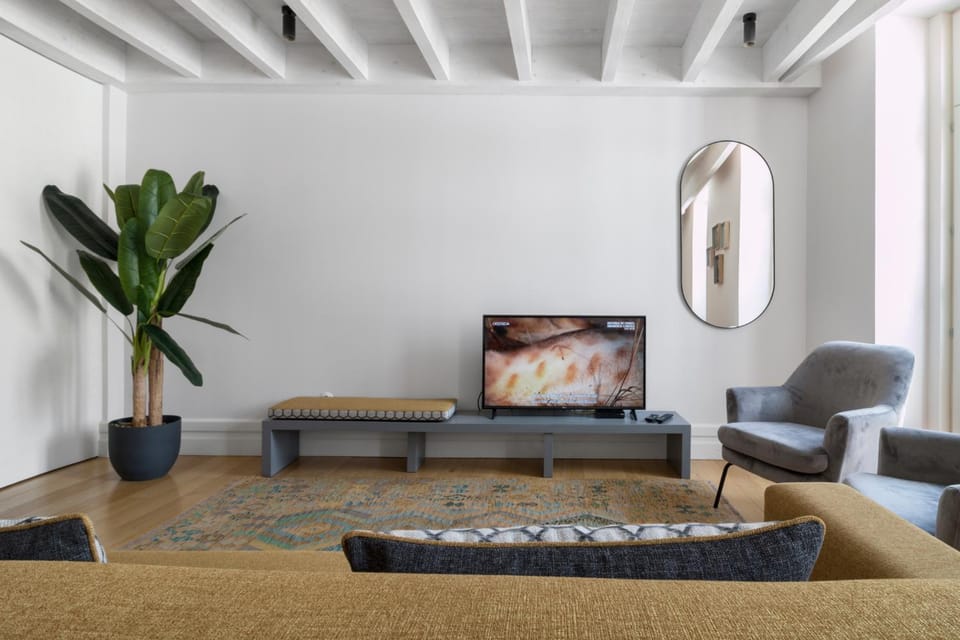 Communal lounge/ TV room, Living room