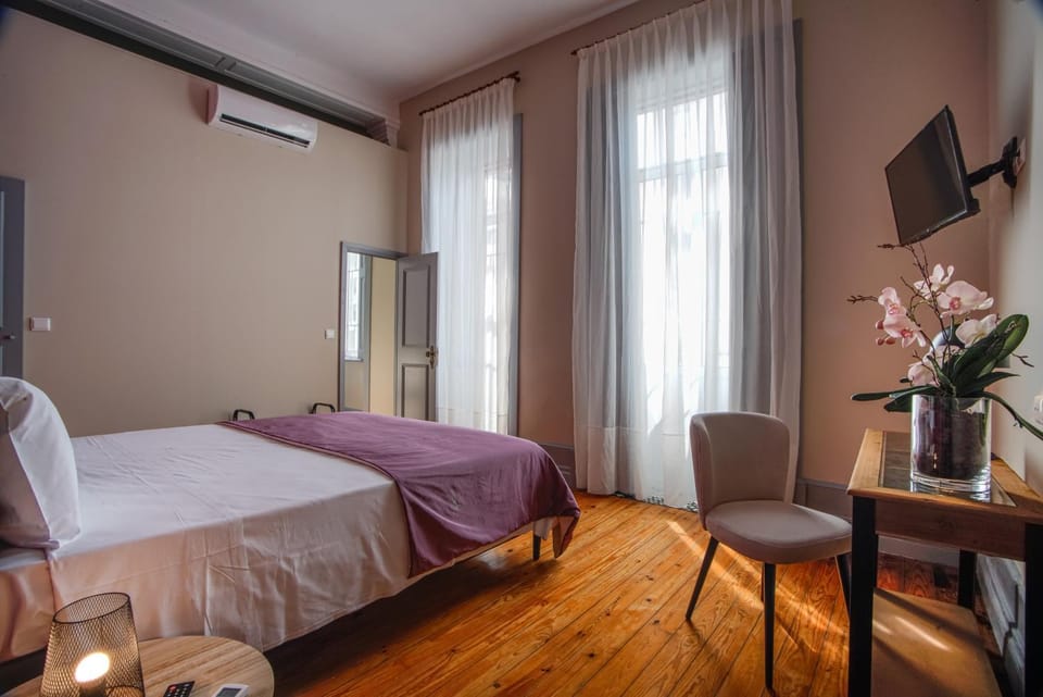 Toilet, Bedroom, City view