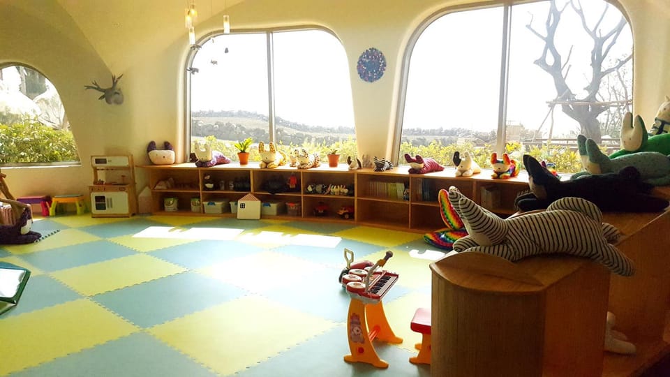 Kids's club, Family