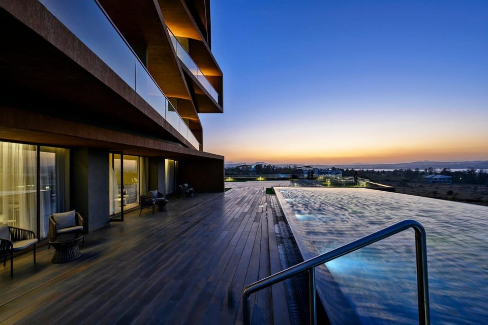 Lake view, Landmark view, Swimming pool, Sunset