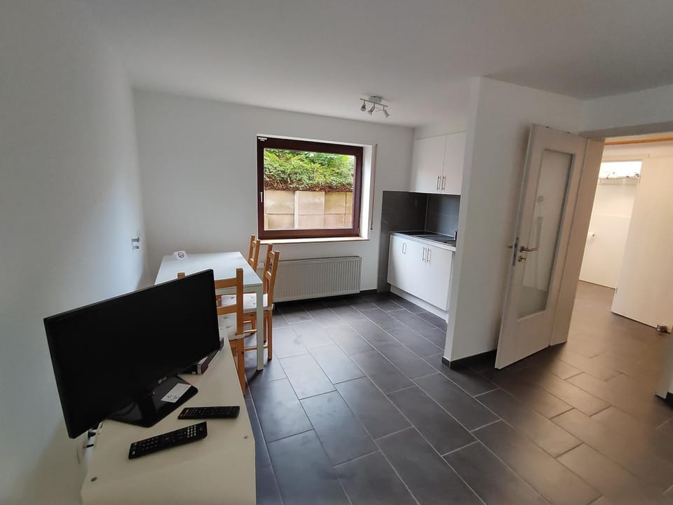 Photo of the whole room, Dining area