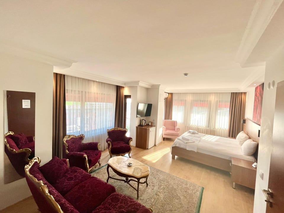 Photo of the whole room