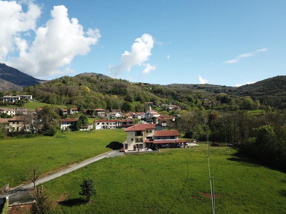 HOTELLERIE VALLE SACRA Bed and Breakfast in Piedmont