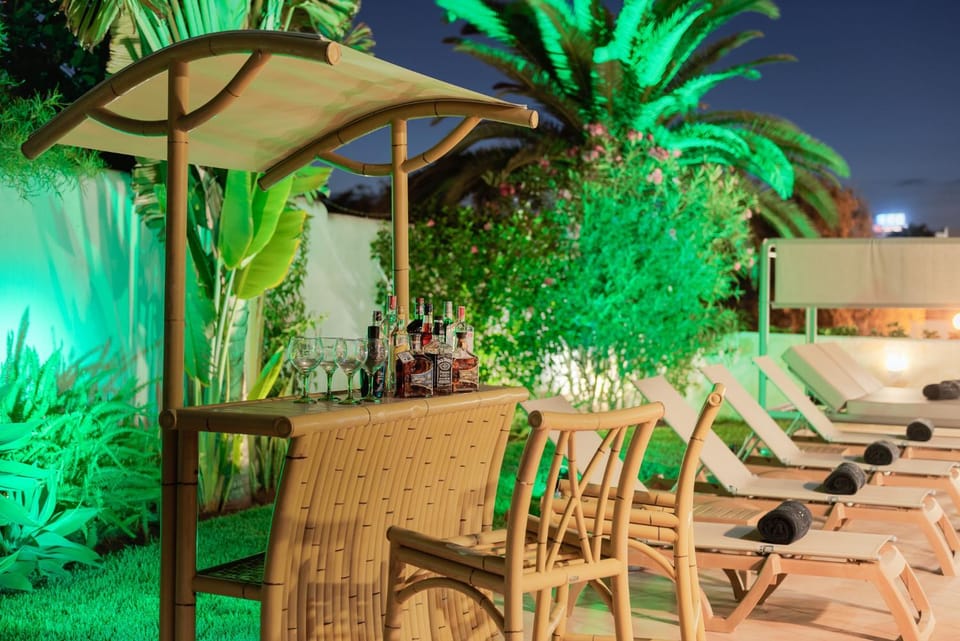 Night, Garden, Lounge or bar